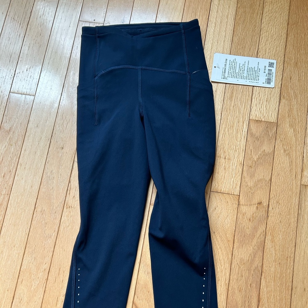 Lululemon Swift Speed High Rise Crop. Brand NEW with TAGS. Size 0. 21 inch.